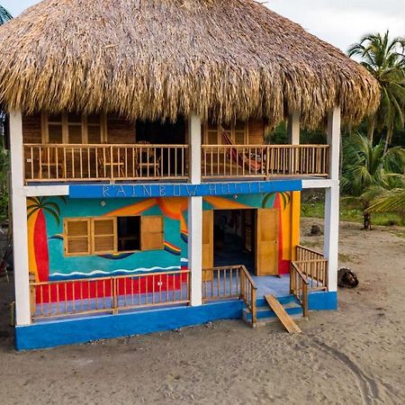 Rainbow Hostel Сан-Бернардо-дель-В'єнто Екстер'єр фото