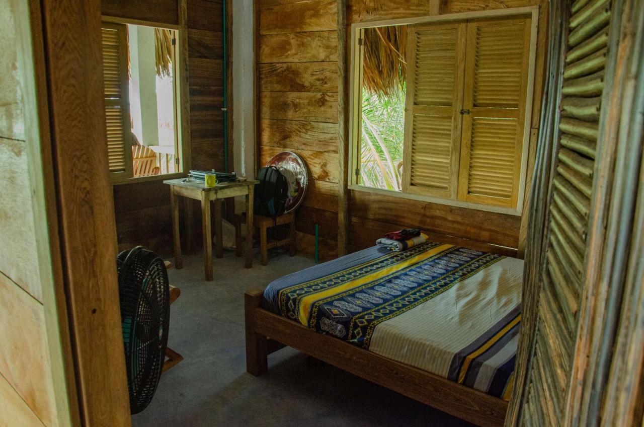 Rainbow Hostel Сан-Бернардо-дель-В'єнто Екстер'єр фото
